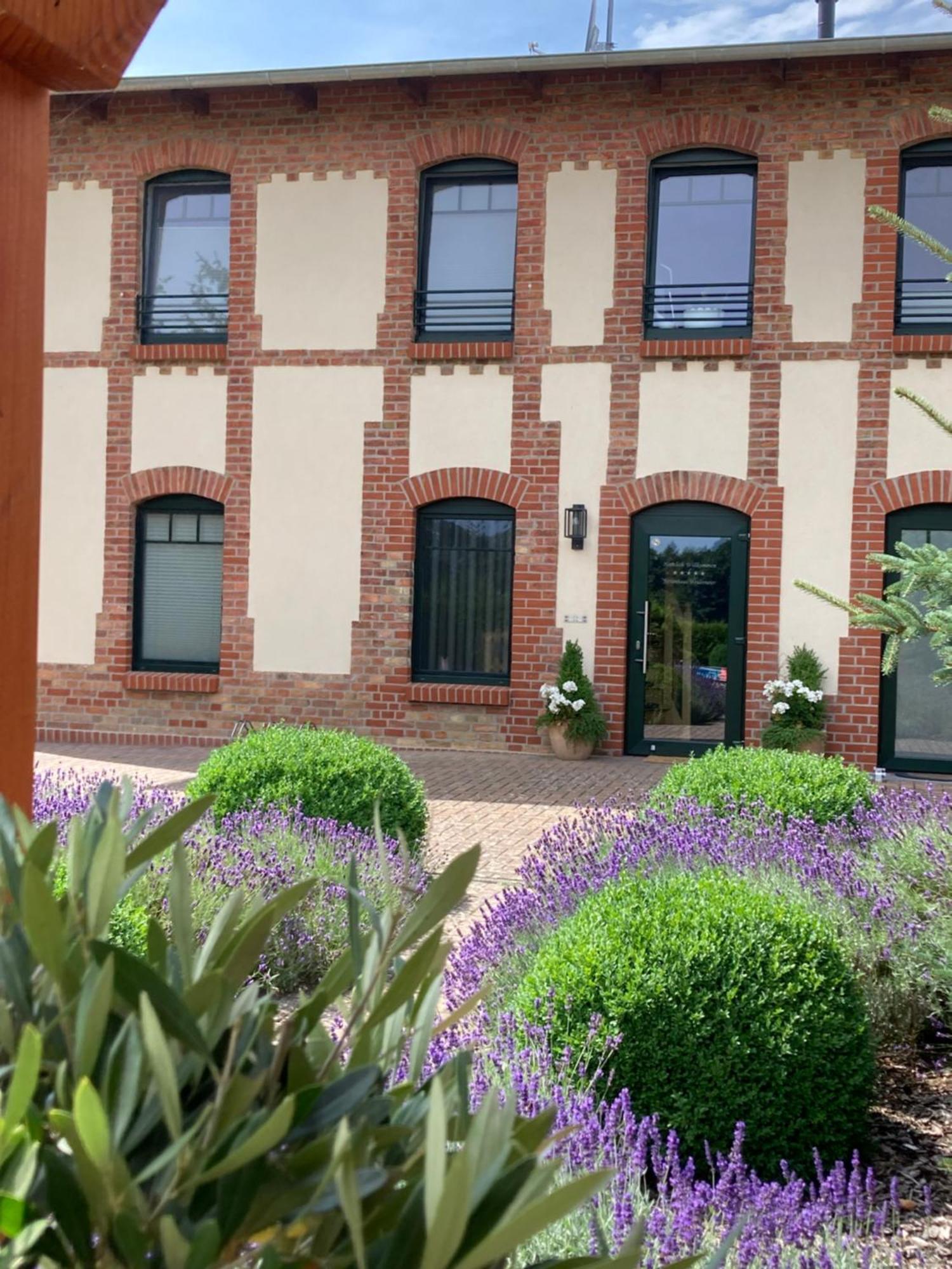 Ferienwohnungen In Der Alten Schnitterkaserne Prenzlau Exterior photo